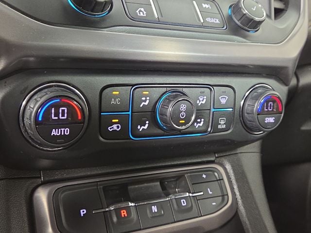 2020 GMC Acadia AT4