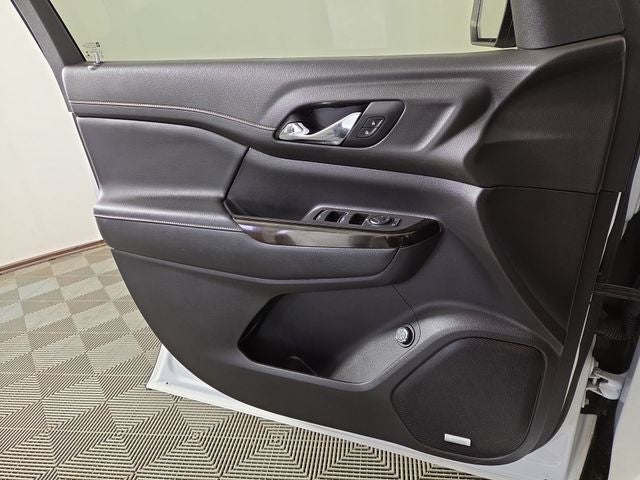 2020 GMC Acadia AT4
