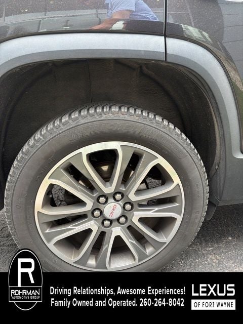 2017 GMC Acadia SLT-1