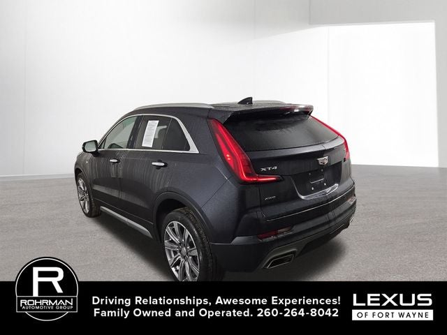 2023 Cadillac XT4 Premium Luxury