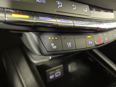 2023 Cadillac XT4 Premium Luxury