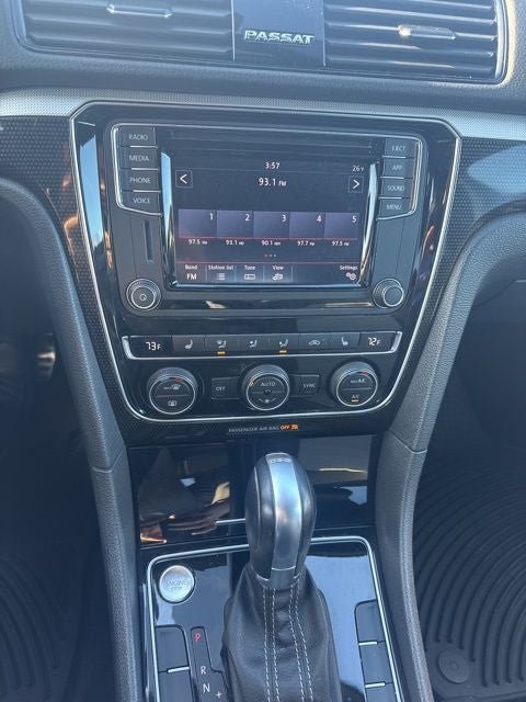 2018 Volkswagen Passat 3.6L V6 GT