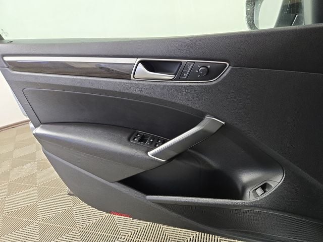 2018 Volkswagen Passat 3.6L V6 GT