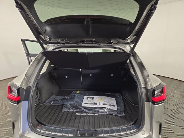 2026 Lexus NX LUXURY AWD