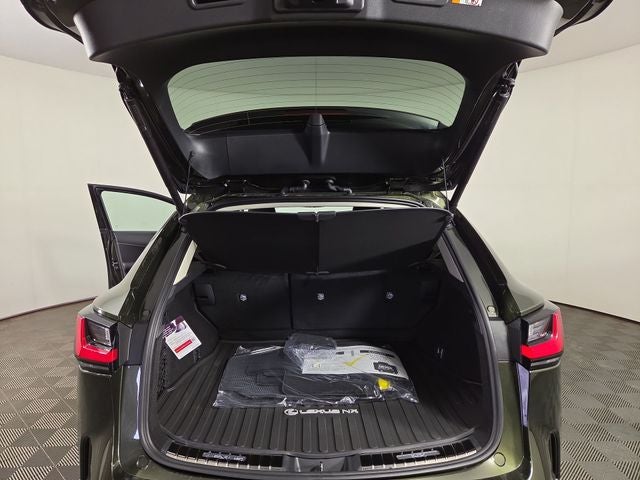 2026 Lexus NX LUXURY AWD