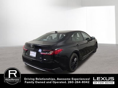 2025 Toyota Camry SE