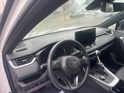 2024 Toyota RAV4 Hybrid XSE