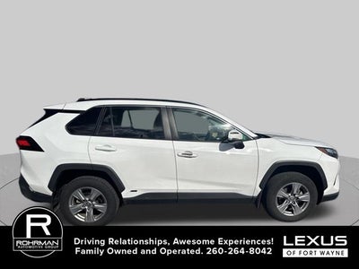2022 Toyota RAV4 Hybrid XLE