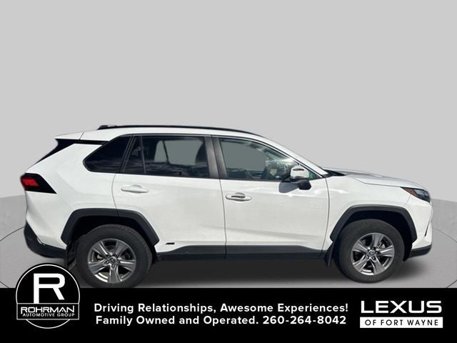 2022 Toyota RAV4 Hybrid XLE