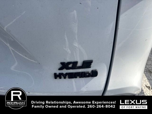 2022 Toyota RAV4 Hybrid XLE
