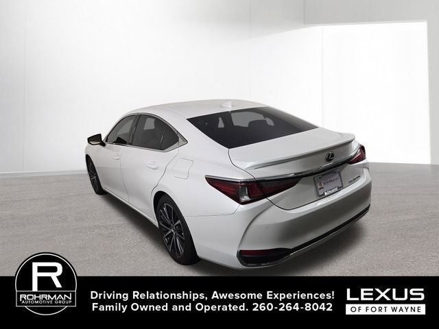 2024 Lexus ES 300h