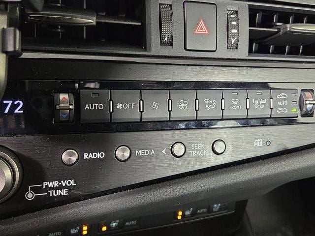 2025 Lexus ES F SPORT DESIGN