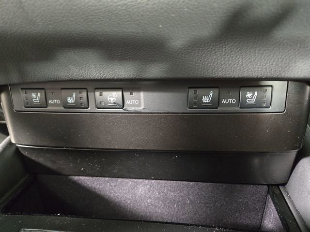 2025 Lexus ES F SPORT DESIGN