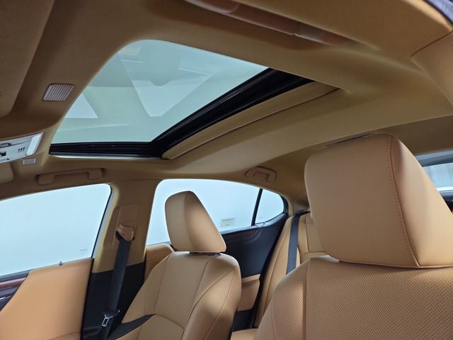 2025 Lexus ES 350