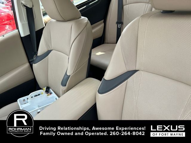 2020 Lexus ES 300h Luxury