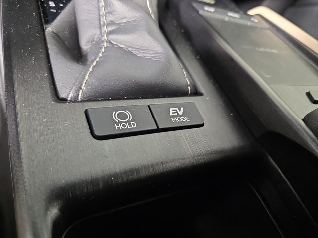 2020 Lexus ES 300h Luxury