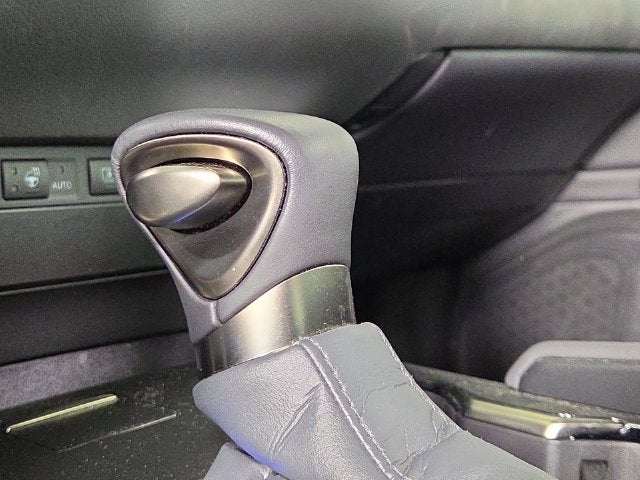 2024 Lexus ES LUXURY