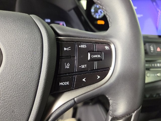 2024 Lexus ES LUXURY