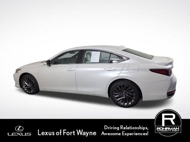2024 Lexus ES 300h Luxury