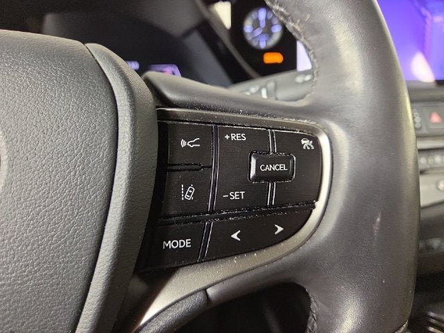 2024 Lexus ES 300h Luxury