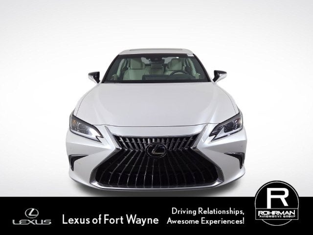 2024 Lexus ES 300h Luxury
