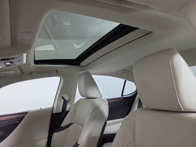 2024 Lexus ES 300h Luxury