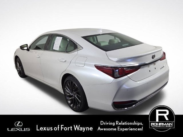 2024 Lexus ES LUXURY