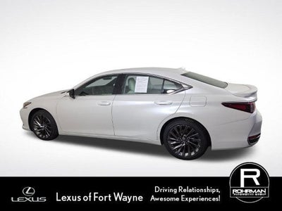 2024 Lexus ES LUXURY