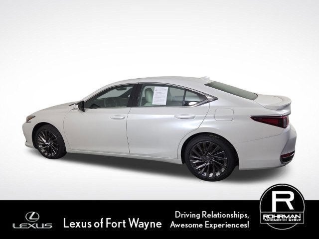 2024 Lexus ES LUXURY