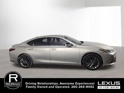 2024 Lexus ES 300h Luxury