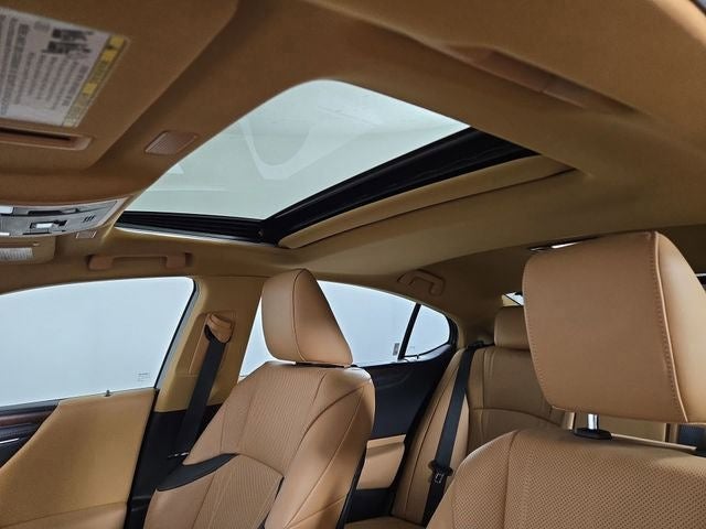 2024 Lexus ES LUXURY