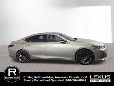 2024 Lexus ES LUXURY