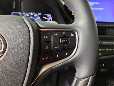 2025 Lexus ES ULTRA LUXURY