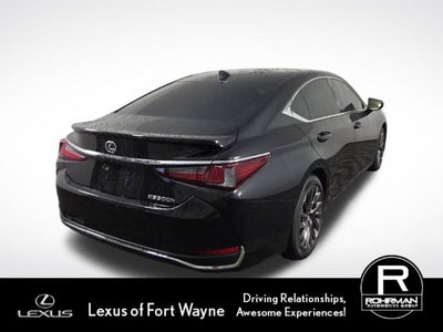 2025 Lexus ES ULTRA LUXURY