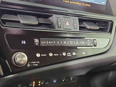 2023 Lexus ES ULTRA LUXURY