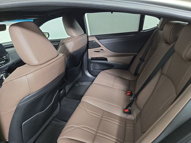 2022 Lexus ES 350 Ultra Luxury