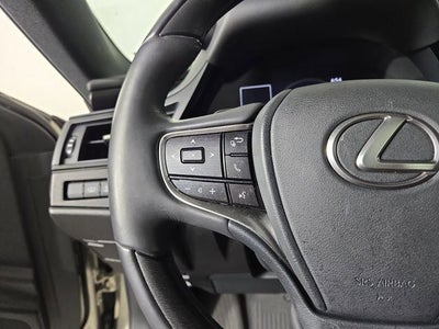 2022 Lexus ES ULTRA LUXURY