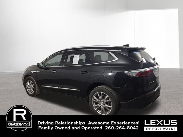2022 Buick Enclave Essence