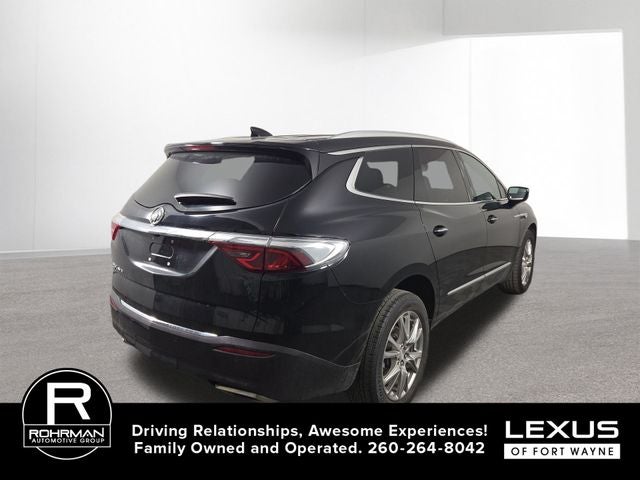 2022 Buick Enclave Essence