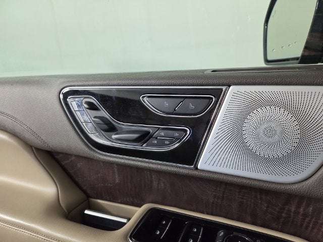 2023 Lincoln Navigator L Reserve