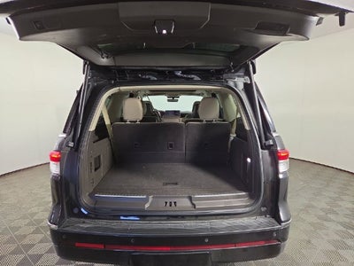 2023 Lincoln Navigator L Reserve