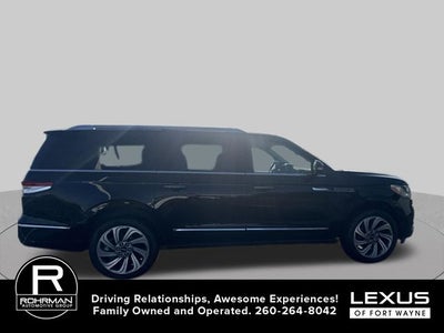2023 Lincoln Navigator L Reserve