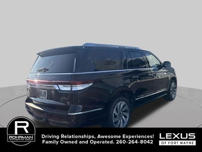 2023 Lincoln Navigator L Reserve