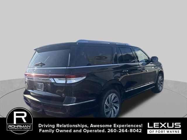 2023 Lincoln Navigator L Reserve
