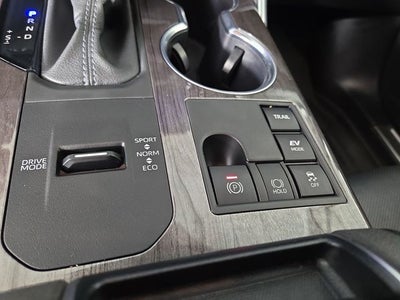 2024 Toyota Highlander Hybrid Platinum