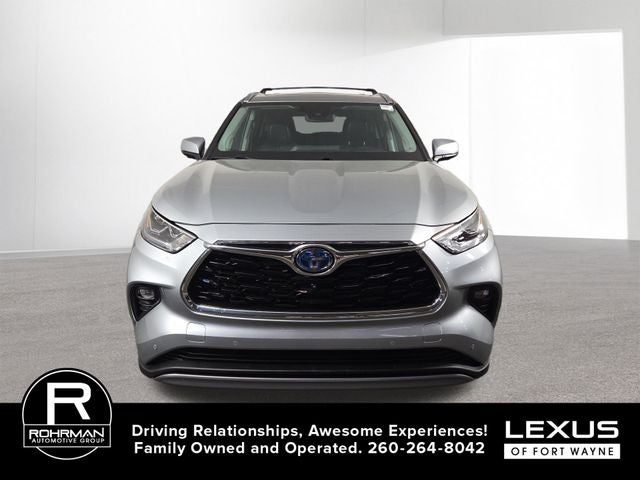 2024 Toyota Highlander Hybrid Platinum