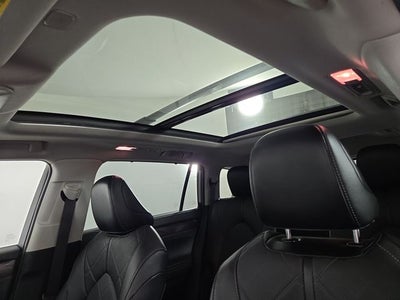 2024 Toyota Highlander Hybrid Platinum
