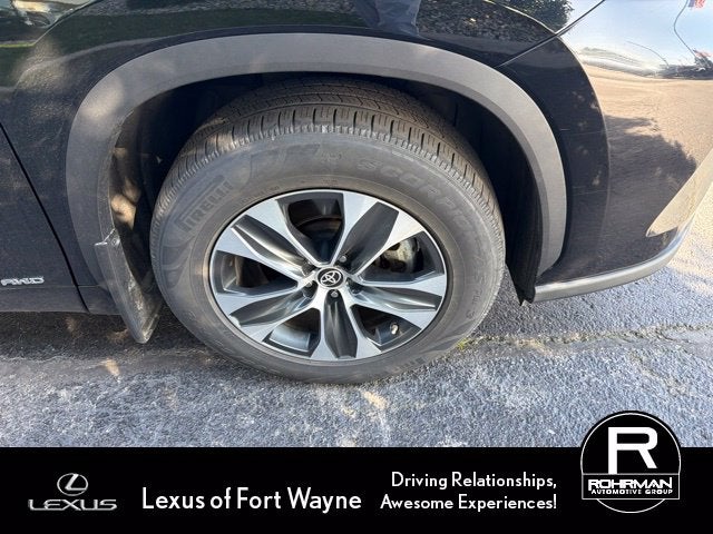 2022 Toyota Highlander Hybrid XLE