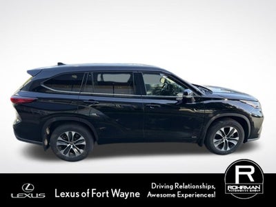 2022 Toyota Highlander Hybrid XLE