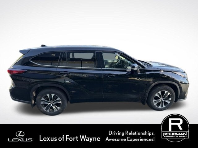 2022 Toyota Highlander Hybrid XLE